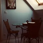 Les Evens Bed and Breakfast 4*