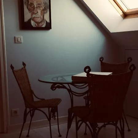 Les Evens Bed & Breakfast *