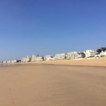 ベッド・アンド・ブレックファスト Les Evens 4*